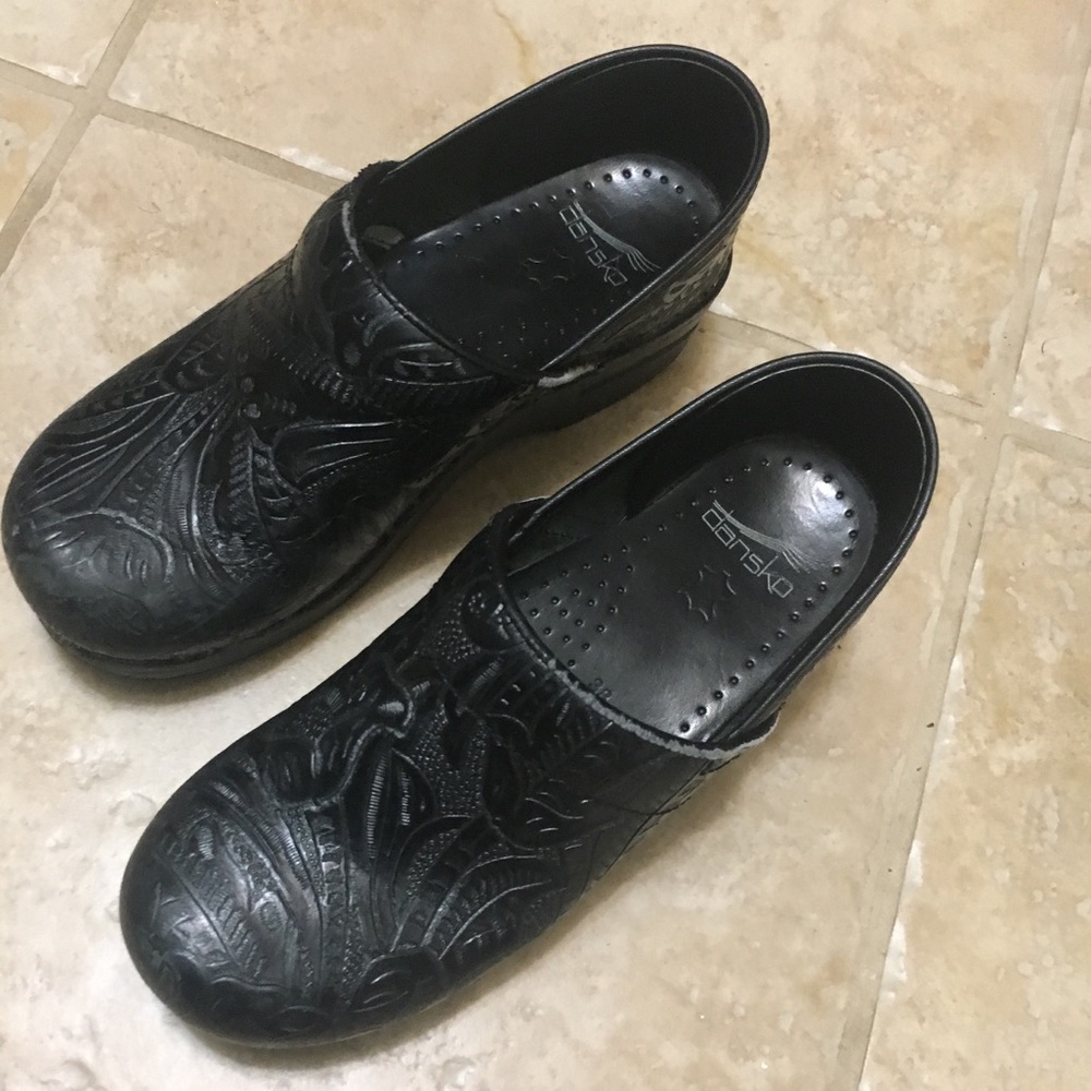 Dansko size 38